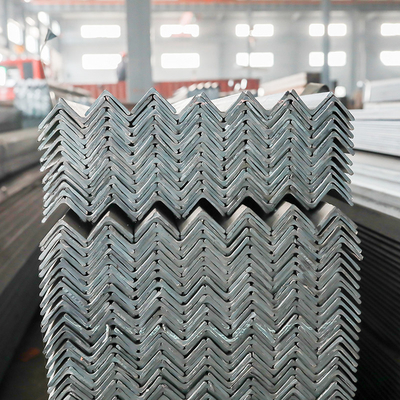 Produto de aço equilateral do ângulo do SOLDADO de ASTM A36 de Shandong que faz 12m