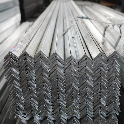 A3 Q235 galvanizou o ângulo de aço L dá forma à construção igual 50*50mm