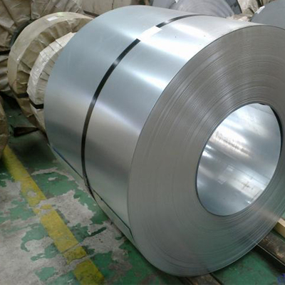 Z100 Z275 galvanizou a bobina laminada a alta temperatura da bobina G60 DX51D Sae 1006 de aço da tira