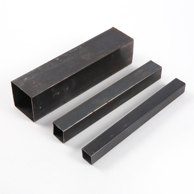 A tubulação preta 2 x 2 do quadrado do ferro de AiSi 2.5mm galvanizou o tubo JIS do quadrado