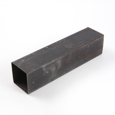 A tubulação preta 2 x 2 do quadrado do ferro de AiSi 2.5mm galvanizou o tubo JIS do quadrado