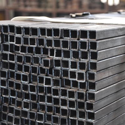 a tubulação preta do quadrado 2x2 de 600mm galvanizou